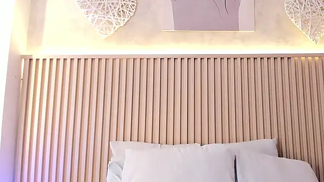 daiana curly online show from March 21, 8:23 pm