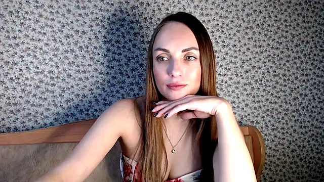 Snapshot of Tinadream20 chatting on November 15, 9:06 am Tinadream20 online show from November 15, 9:06 am