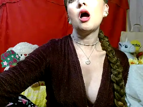 hottieperla online show from February 26, 2:49 pm