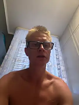skutyja online show from June 24, 2:16 pm
