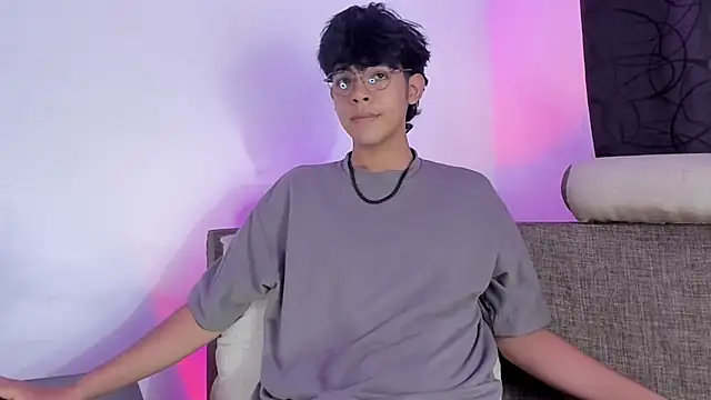 Snapshot of Alan26_ chatting on March 9, 8:52 pm Alan26 online show from March 9, 8:52 pm