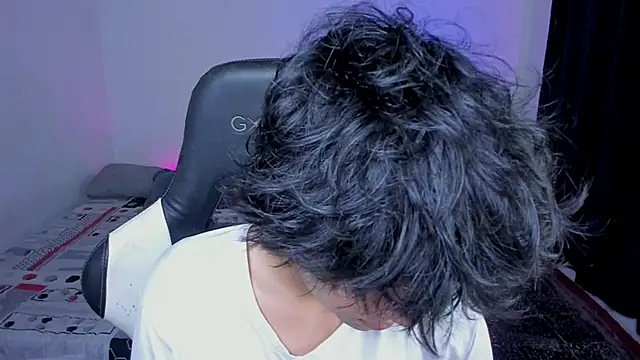 Alan26  online show from December 2, 6:03 pm