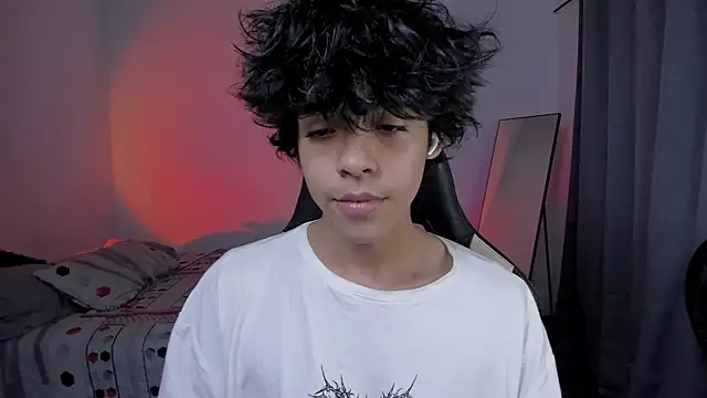 Snapshot of Alan26_ chatting on February 28, 10:22 pm Alan26 online show from February 28, 10:22 pm