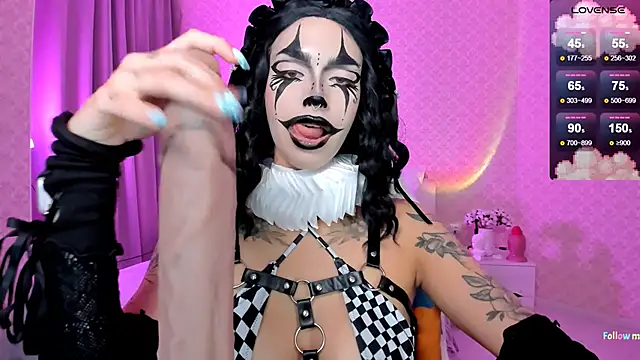 LeylaNoiry online show from December 2, 3:40 pm