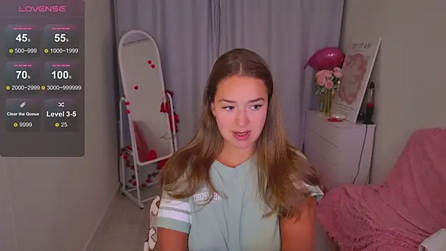 LovelyJessie online show from February 17, 1:51 pm