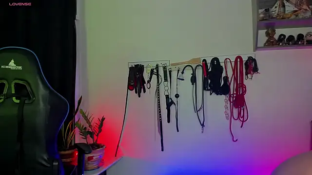 scarlet-kennedy98 online show from December 17, 12:23 am