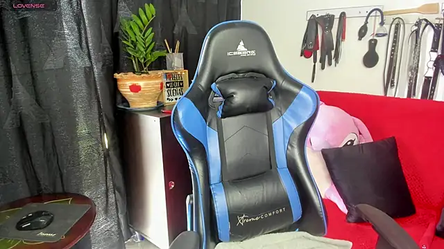 scarlet-kennedy98 online show from February 17, 6:37 pm