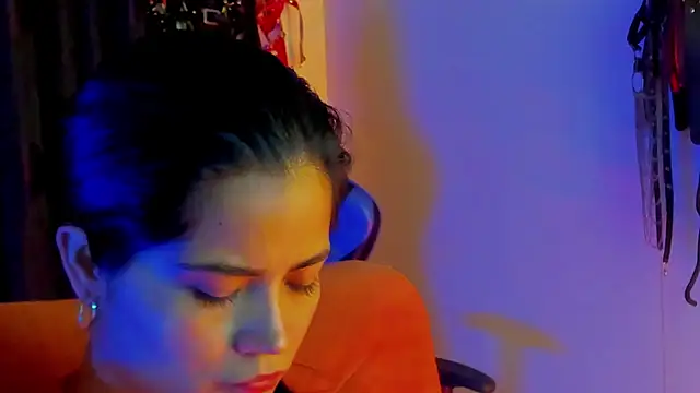 scarlet-kennedy98 online show from September 24, 8:45 pm