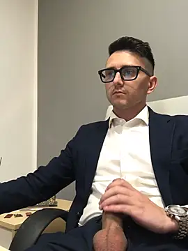 masterboss  online show from April 15, 11:50 am