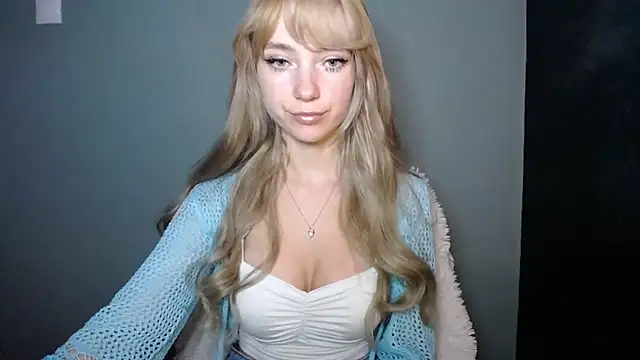 LuciaYoung online show from October 31, 7:31 am