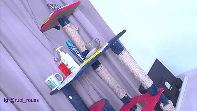 argiee taylorxs2 online show from March 25, 2:17 am