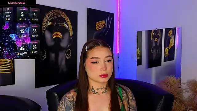 Snapshot of _brenna_hanson chatting on February 13, 7:31 pm brenna hanson online show from February 13, 7:31 pm