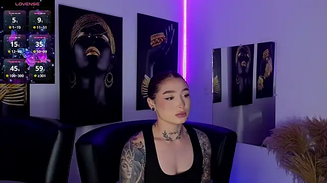  brenna hanson online show from February 18, 7:10 pm