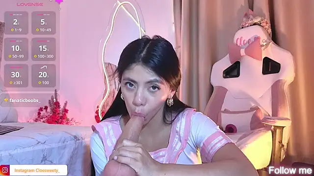 Snapshot of Cloesweety chatting on November 1, 9:22 am Cloesweety online show from November 1, 9:22 am