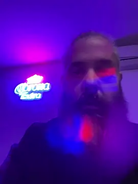 Snapshot of Grenn90 chatting on March 6, 7:54 pm Grenn90 online show from March 6, 7:54 pm