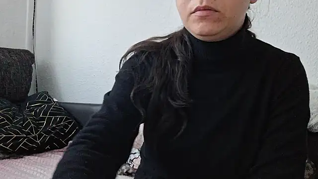 Snapshot of Cyndee_Winter chatting on December 20, 1:43 pm Cyndee Winter online show from December 20, 1:43 pm