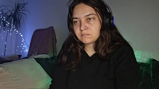 Cyndee Winter online show from November 29, 9:51 pm