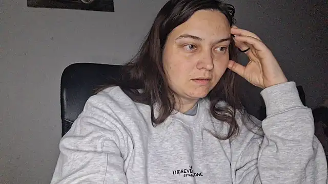 Cyndee Winter online show from March 30, 6:09 pm