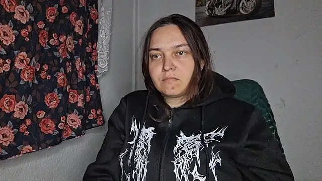 Cyndee Winter online show from April 11, 6:34 pm