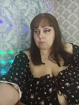 Snapshot of diamond190896 chatting on May 22, 4:34 pm diamond190896 online show from May 22, 4:34 pm