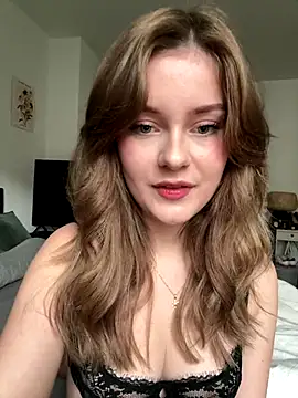 MaribelRiver online show from December 7, 12:35 pm