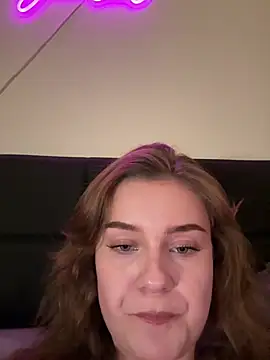 MaribelRiver online show from December 18, 6:03 pm