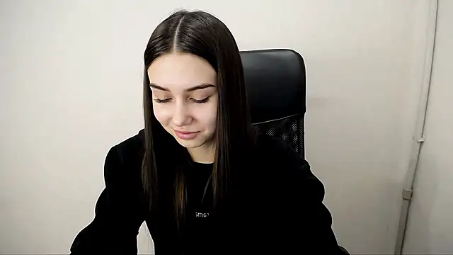 Lili magic online show from October 24, 9:28 am