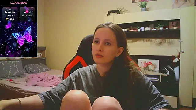 Snapshot of babywaifu chatting on November 28, 9:06 pm babywaifu online show from November 28, 9:06 pm