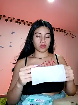 tara20  online show from December 7, 8:33 am