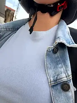 LIAH IZUMI online show from January 15, 12:43 pm