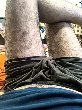 Snapshot of lund_lol chatting on October 31, 7:20 am lund lol online show from October 31, 7:20 am