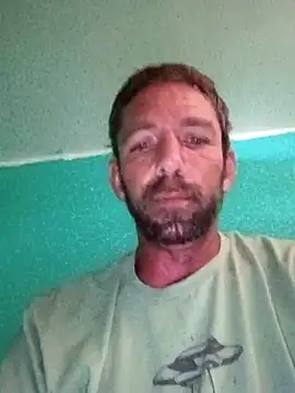 Snapshot of Treemandude chatting on June 28, 5:52 pm Treemandude online show from June 28, 5:52 pm