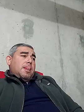 Manolete007x online show from April 14, 5:52 pm