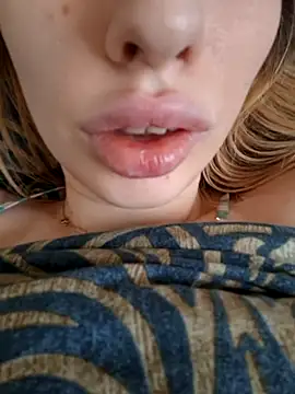 Elza kom online show from February 16, 8:21 am