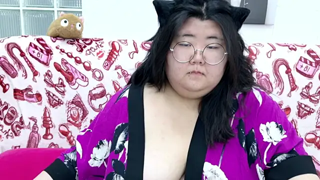 Nadine asian online show from March 21, 8:19 am