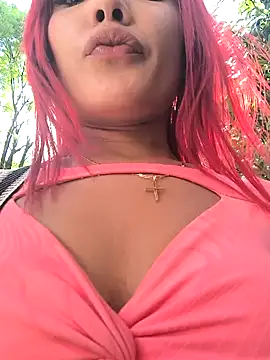 Snapshot of lady_scarlettt chatting on December 9, 7:39 pm lady scarlettt online show from December 9, 7:39 pm