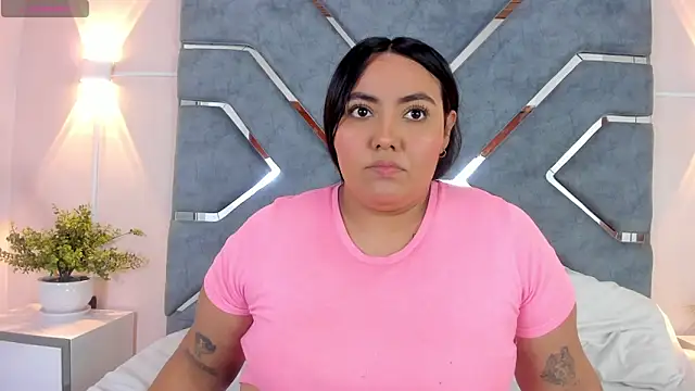 LucciaPorter online show from March 9, 1:37 pm