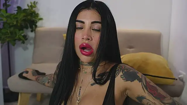 Sofhia cruz online show from May 21, 7:32 pm