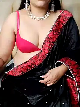 Snapshot of Traditional_Housewife_ chatting on February 5, 4:58 pm Traditional Housewife  online show from February 5, 4:58 pm