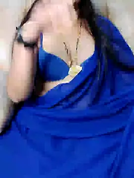 Snapshot of Traditional_Housewife_ chatting on February 7, 3:30 pm Traditional Housewife  online show from February 7, 3:30 pm
