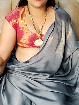 Snapshot of Traditional_Housewife_ chatting on February 18, 1:32 am Traditional Housewife  online show from February 18, 1:32 am