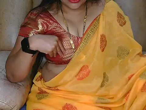 Snapshot of Traditional_Housewife_ chatting on March 1, 2:13 pm Traditional Housewife  online show from March 1, 2:13 pm