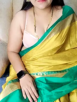 Snapshot of Traditional_Housewife_ chatting on March 11, 1:59 am Traditional Housewife  online show from March 11, 1:59 am