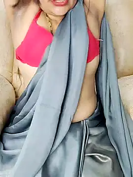 Snapshot of Traditional_Housewife_ chatting on March 16, 4:30 am Traditional Housewife  online show from March 16, 4:30 am