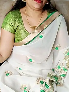 Snapshot of Traditional_Housewife_ chatting on September 11, 3:17 am Traditional Housewife  online show from September 11, 3:17 am