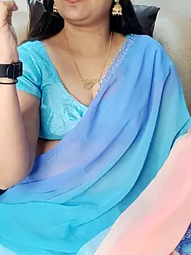 Snapshot of Traditional_Housewife_ chatting on September 12, 12:49 pm Traditional Housewife  online show from September 12, 12:49 pm