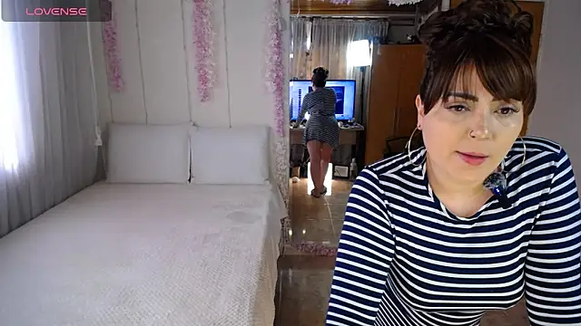 Snapshot of Sahory__ chatting on November 4, 7:35 pm Sahory online show from November 4, 7:35 pm