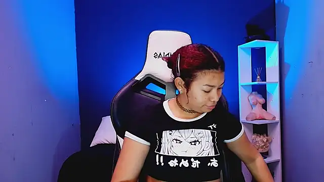 Snapshot of JadaRoberts chatting on October 27, 12:20 pm JadaRoberts online show from October 27, 12:20 pm