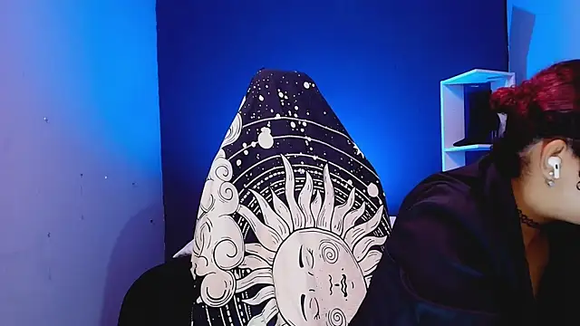 Snapshot of JadaRoberts chatting on November 3, 12:06 pm JadaRoberts online show from November 3, 12:06 pm