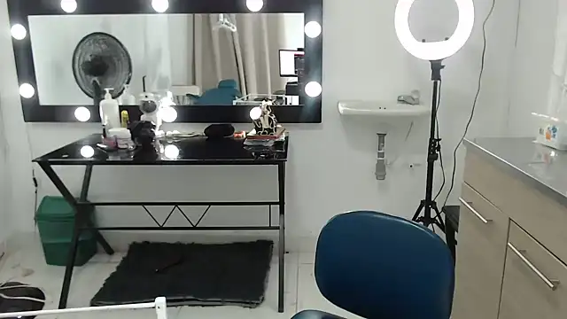 keyla-sensual online show from March 17, 11:30 pm